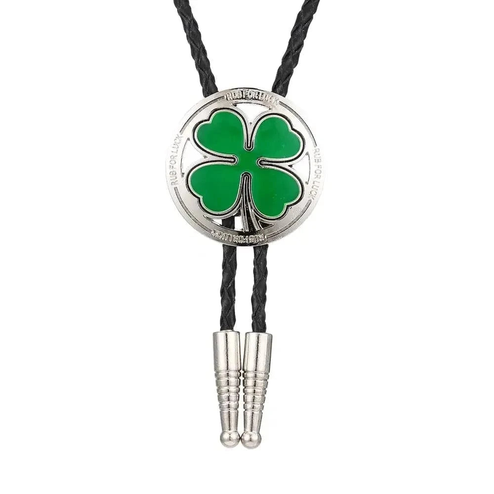 Bolo tie i läder med grön fyrklöver Grön