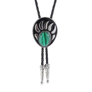 Bolo tie i silverfärgad björntassdesign med ädelstenslook Ljusgrön