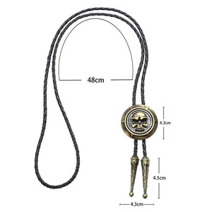 Bolo tie med dödskalle i metall