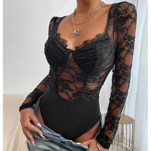 Svart body blus i skir spets