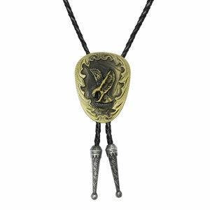 Bolo tie med flygande örn i antikmetall Antikguld