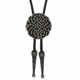 Bolo tie med retroinspirerat keltiskt mönster Svart
