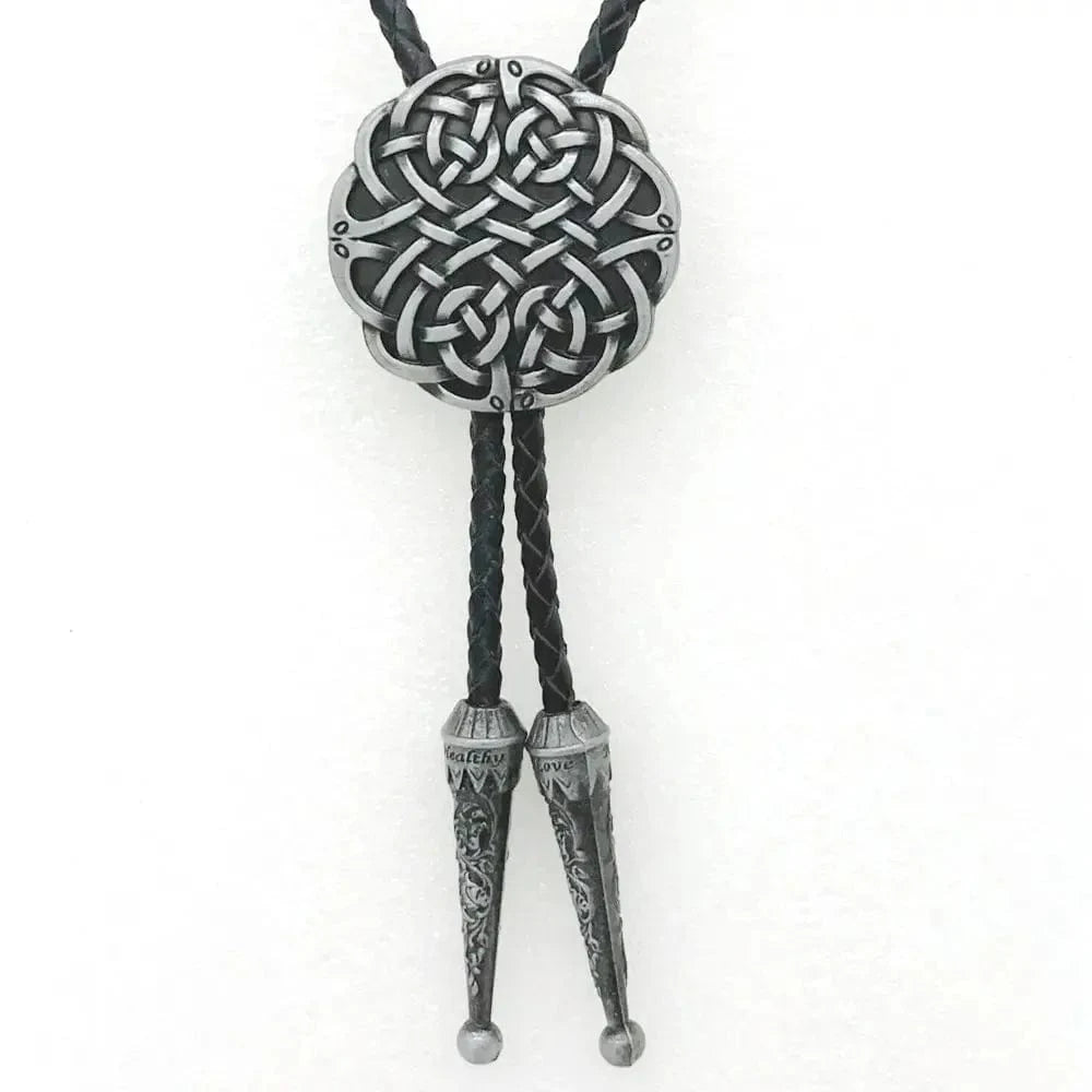 Bolo tie med retroinspirerat keltiskt mönster Svart