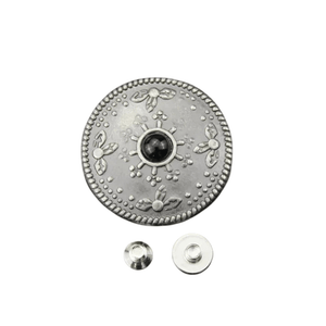 Concho 25 mm i Antiksilver med Färgsten Svart C