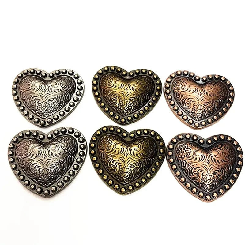 Hjärtformad Concho i Antiksilver