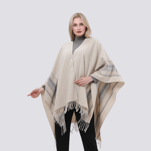 Sjal poncho Ljusbeige / One Size